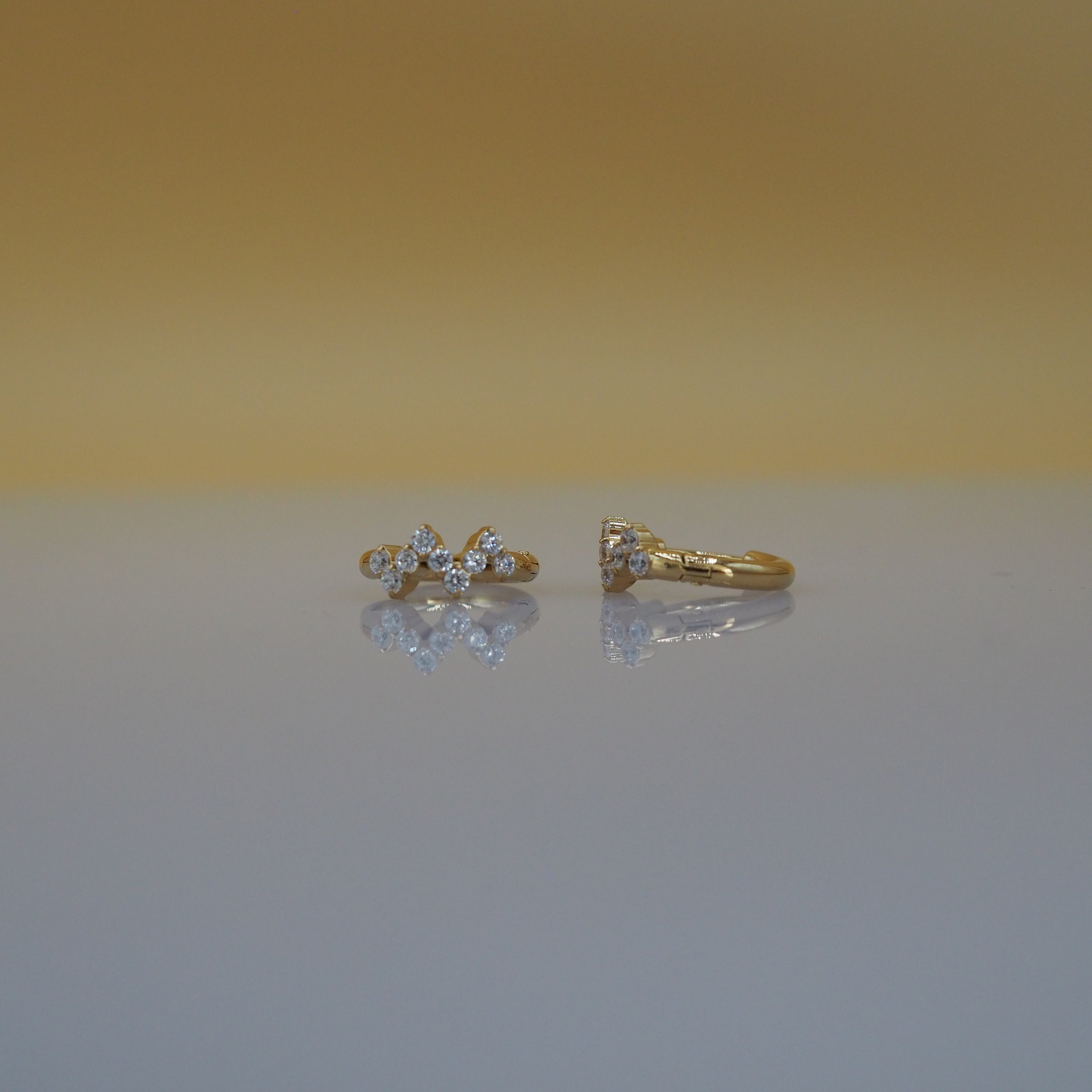 TOVA – 18K vergulde hoops | Kleine ringen met heldere zirkonia steentjes