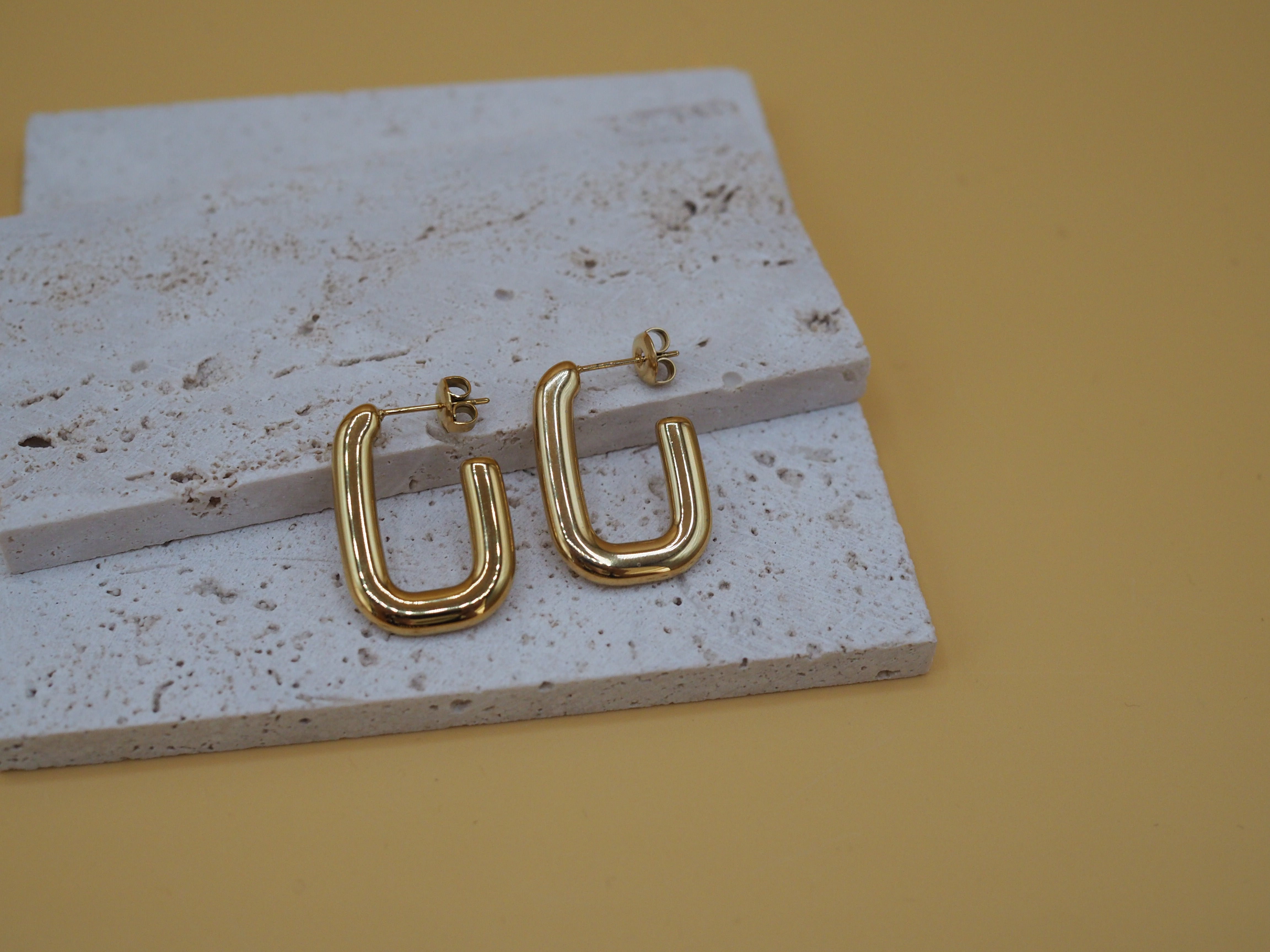 Chunky gouden hoops dames 18K PVD verguld – CARMEN More Jewels